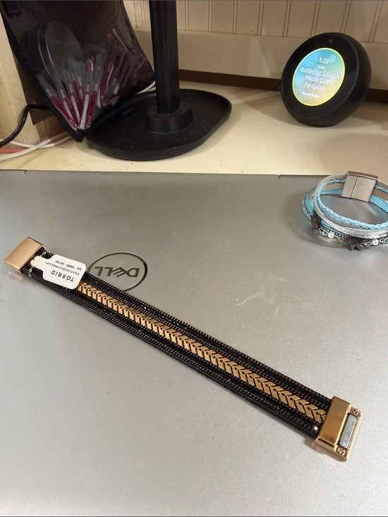 Jewelry - Torrid Sz 3/4 black gold magnetic bracelet NWT
